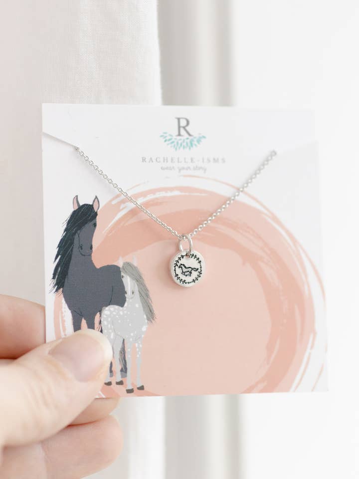 Collana con cavallo (piccola) - Gioielli Cowgirl Horse per la vendita all'ingrosso da parte di Rachelle-isms