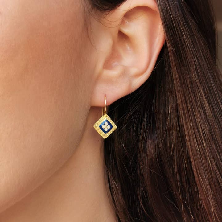 PORTUGAL JEWELS - Wholesale Dangle Earrings - Earrings Rhomb Caramujo in Gold Plated Silver1