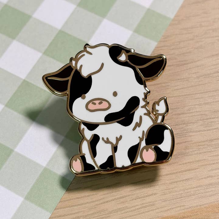 Cow Enamel Pin for wholesale by izzoo