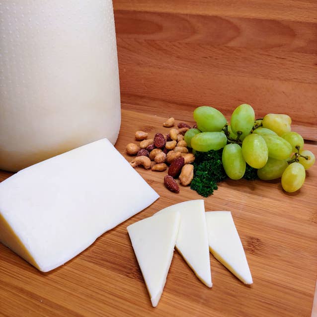 Caputo Brothers Creamery – Großhandel Käse – Gouda geben