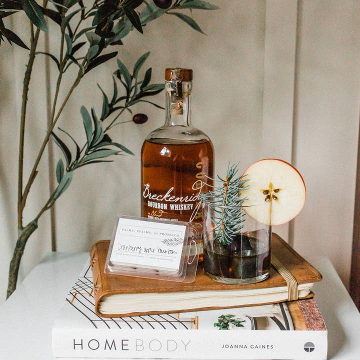 Tranebær æble Bourbon voks smelter for engroshandel hos Palms, Psalms, & Prosecco