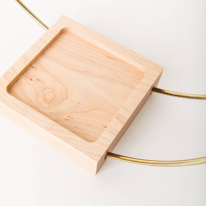 Braid & Wood Design Studio – wholesale Hanging planter – Gold Hanging Planter, Modern Plant Hanger (Medium)3