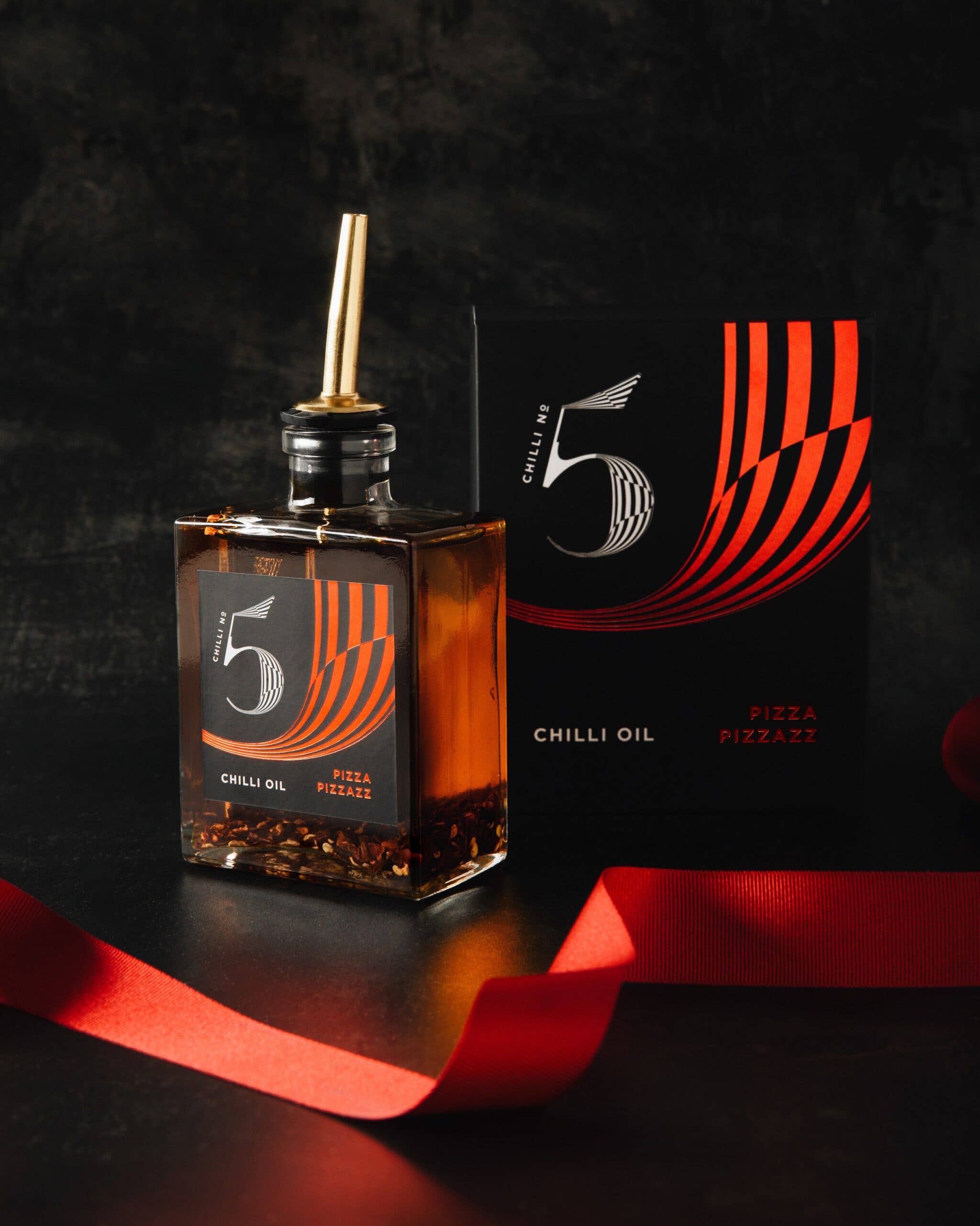 Chilli No. 5 – Engroshandel Olivenolie – Pizza Pizzazz - 200ML chili olie flaske gave - Hot Pizza Oil8