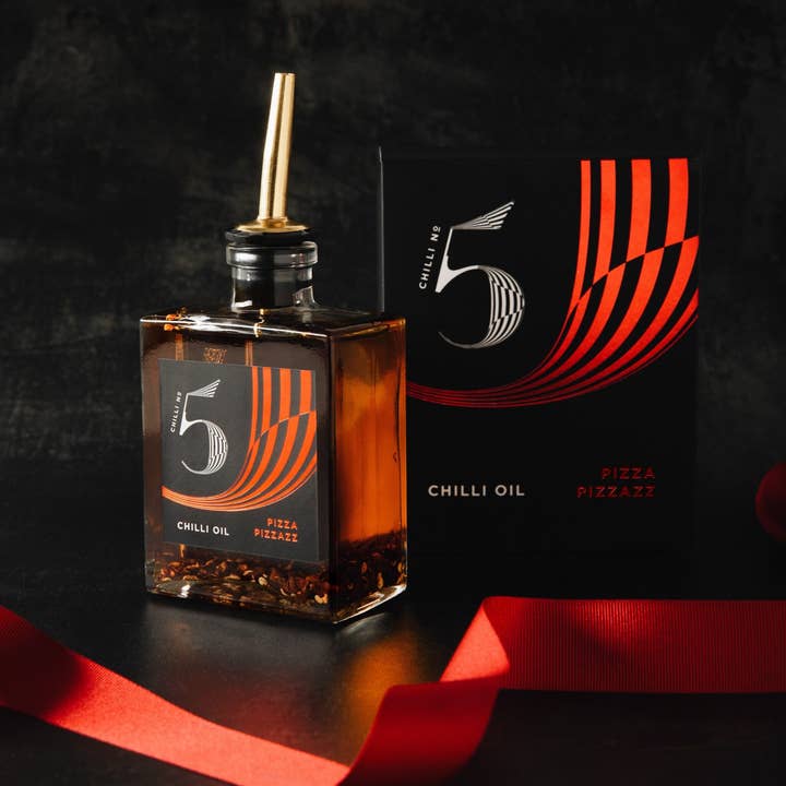 Chilli No. 5 – Engroshandel Olivenolie – Pizza Pizzazz - 200ML chili olie flaske gave - Hot Pizza Oil8