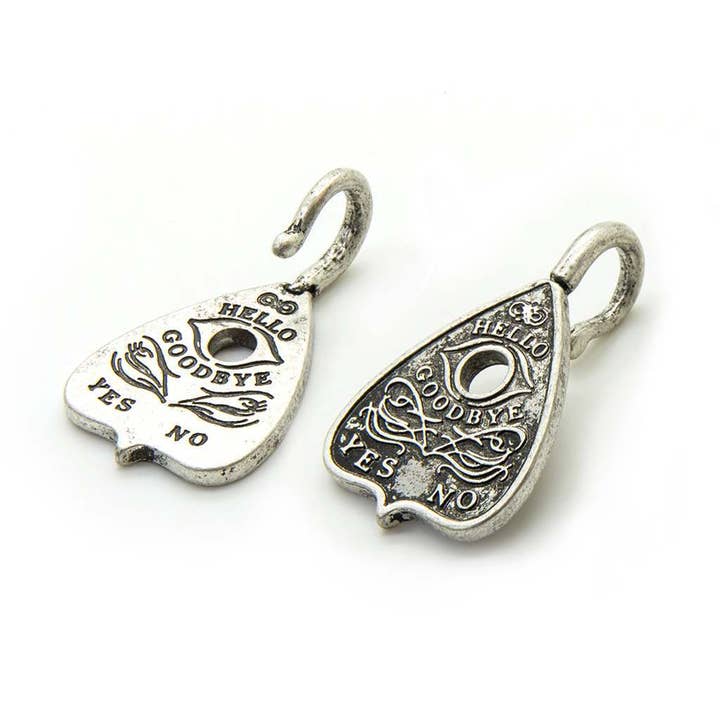 Custom Plugs – Großhandel Schmucksets – Ouija - Silberne Ohrenschwert (Paar)1