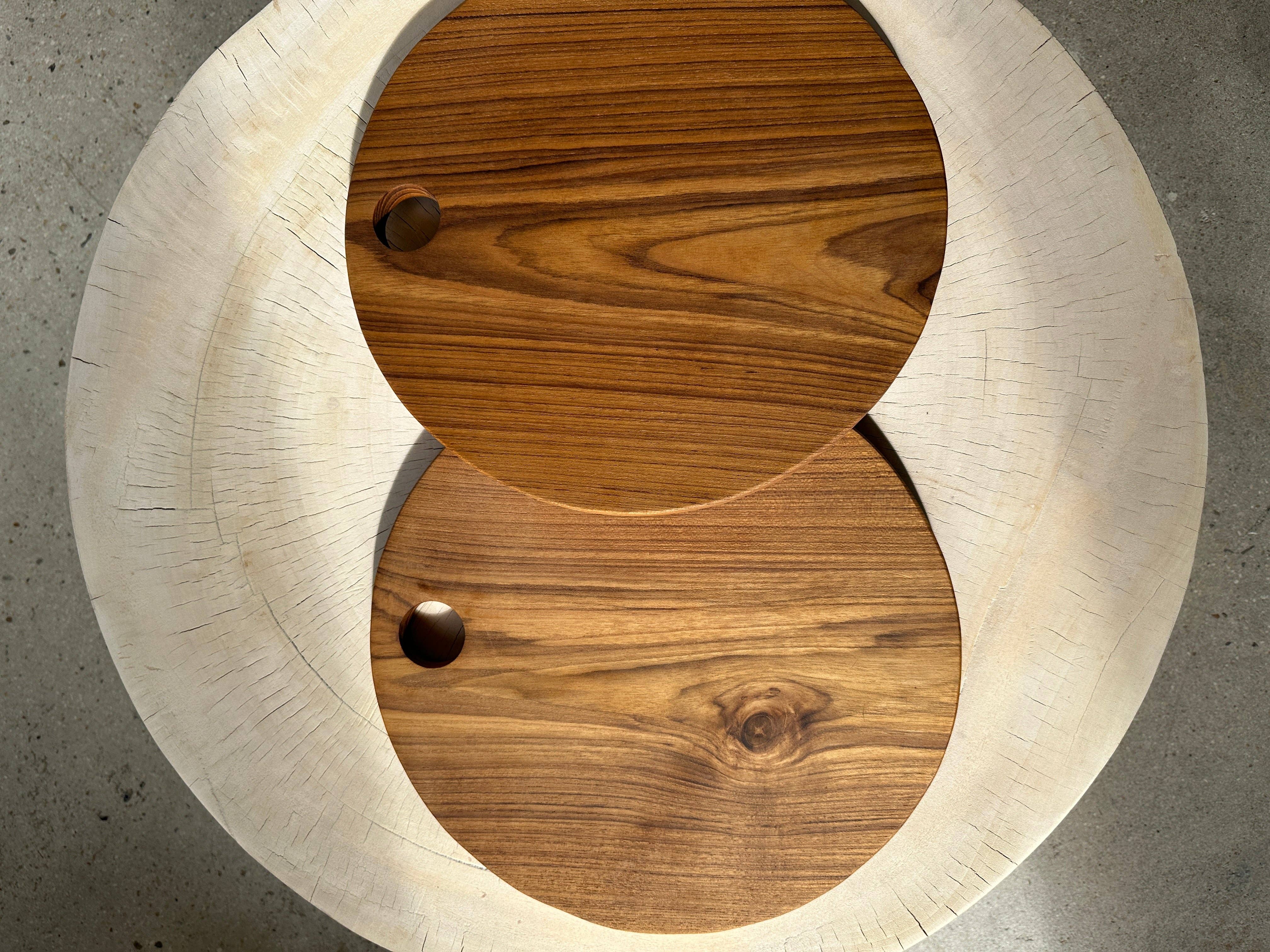 Office Objets – wholesale Skärbräda – Rund skärbräda i urholkad teak D:3052