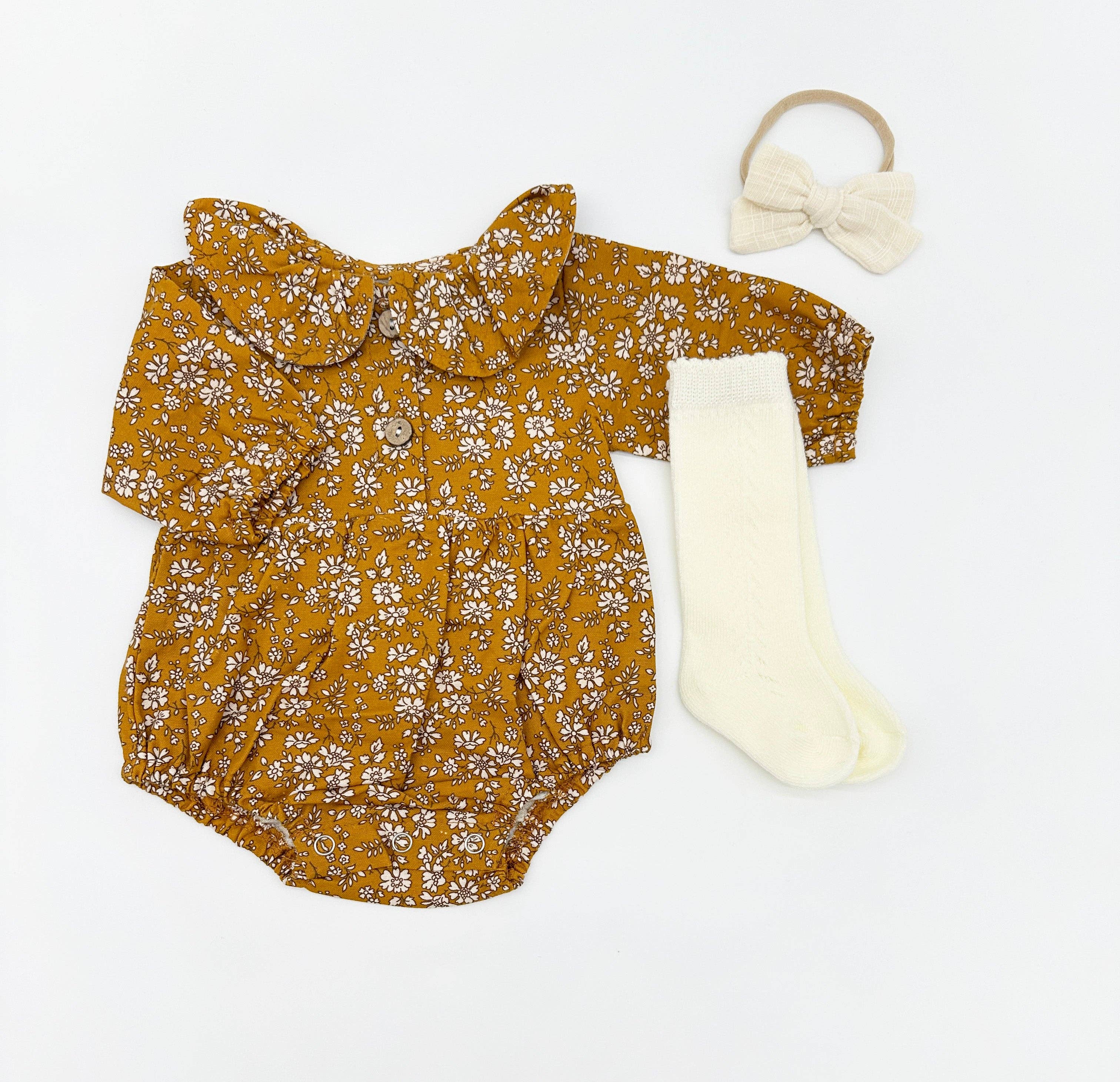 OLIVE & CRADLE – wholesale Klädesset - Baby – Senapsgul blommig romper-set4