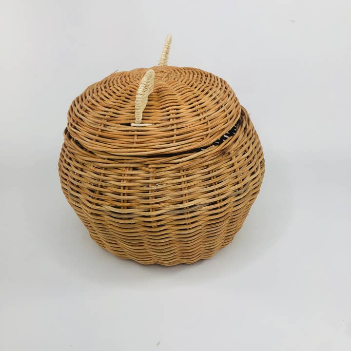 EcoFreax – wholesale Basket – Kids & baby – Rattan storage basket with lid bear nursery decoration