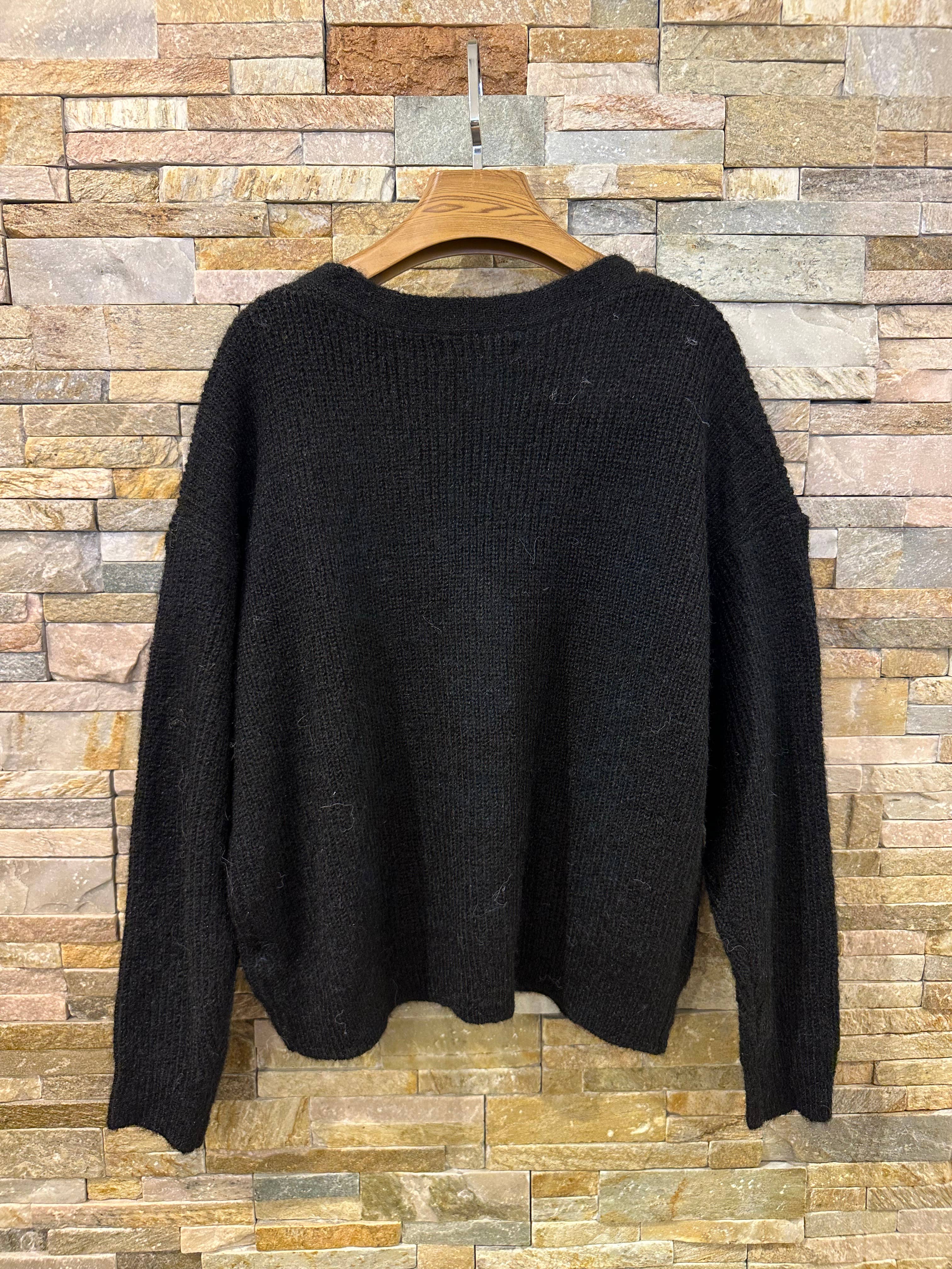 Afinity - Wholesale Cardigan - Women's - Wool Cardigan AP131 – Natural Elegance and Comfort2