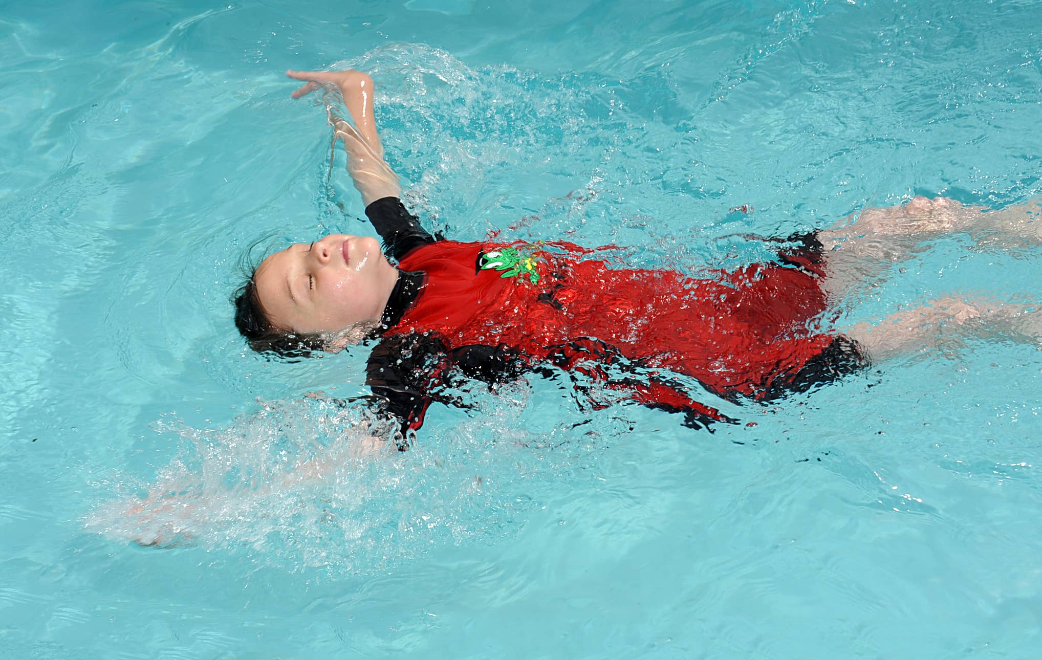 FREDS SWIM ACADEMY GmbH – wholesale Våtdräkt – Barn – Våtdräkt för barn med snabb torkning och värmeisolering14