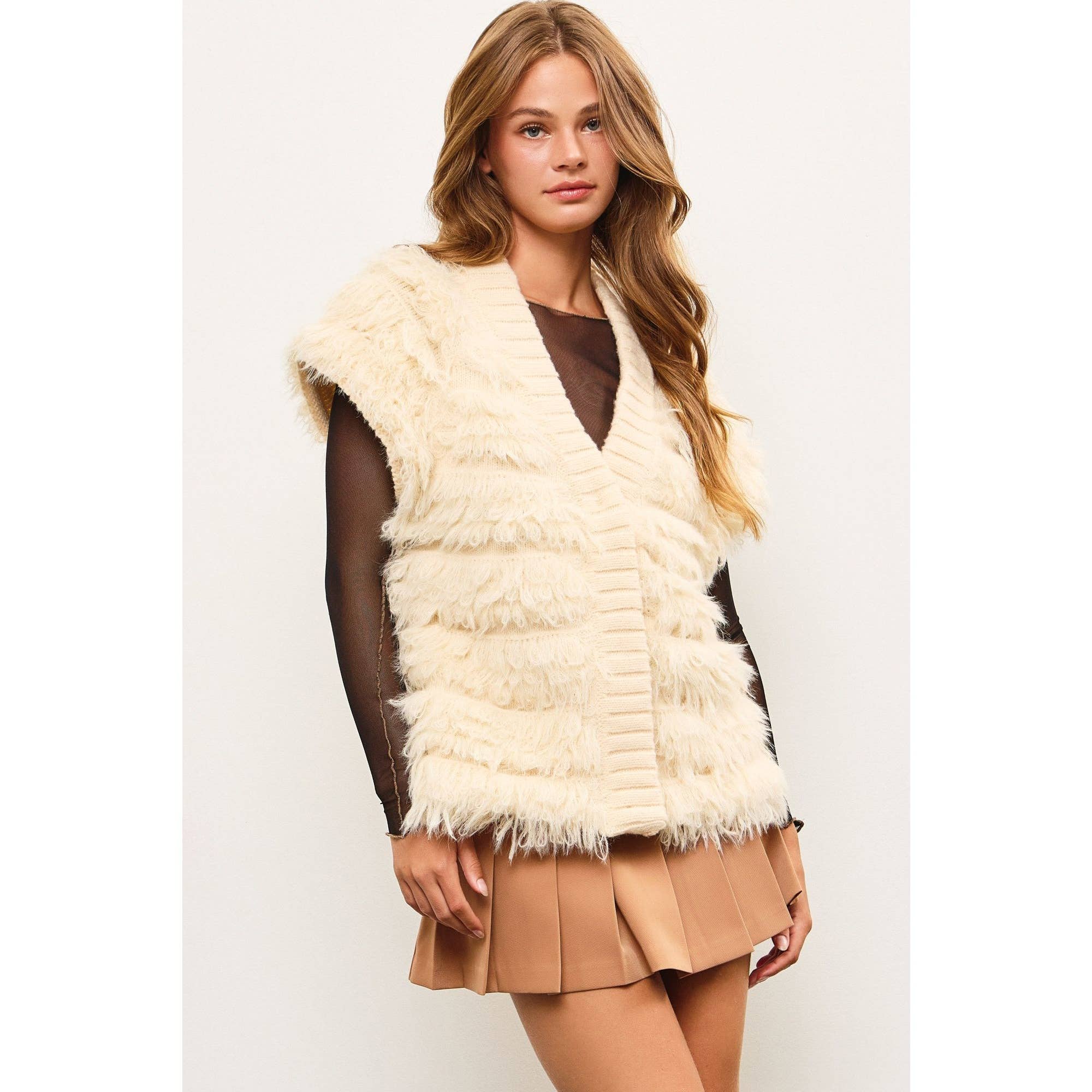 Blue Bunny Inc – wholesale Jacket – Women's – Fringe Shaggy Cap Sleeve Sweater Jacket11