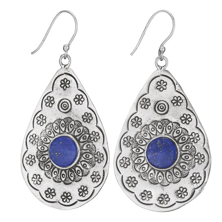 Boucle d'oreille tribale grande et bleue en argent sterling pour la vente par Tiger Mountain Jewelry