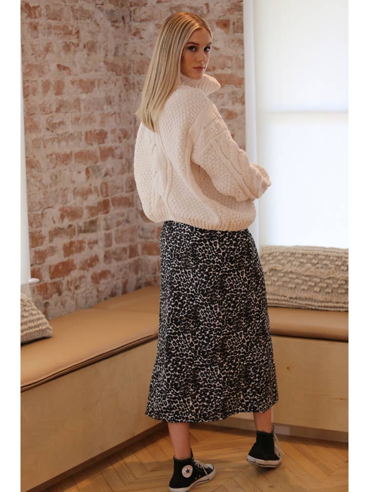 ANGIE - Wholesale Knit Sweater - Women's - XHE89-ASIS31