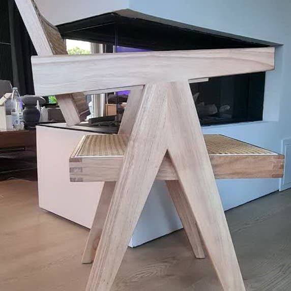 Element Accessories EU - Wholesale Chair - Luxury Edition: chair Pierre Jeanneret clear wood + rattan2