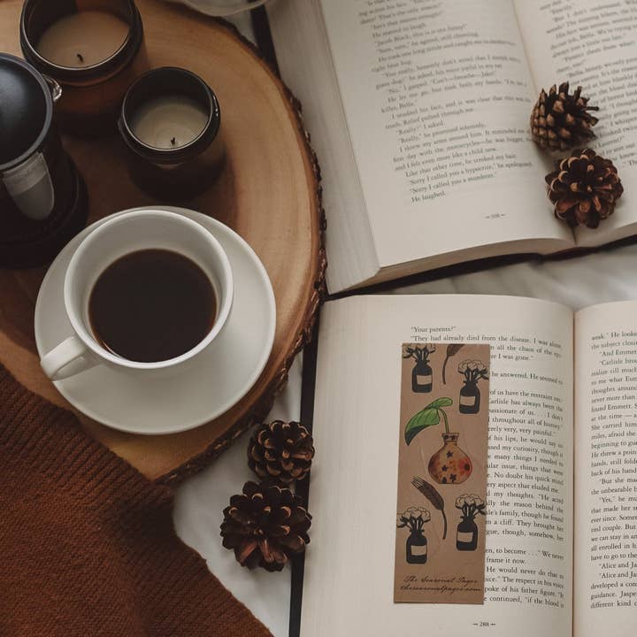 The Summer Vase Woodmark for wholesale by The Seasonal Pages