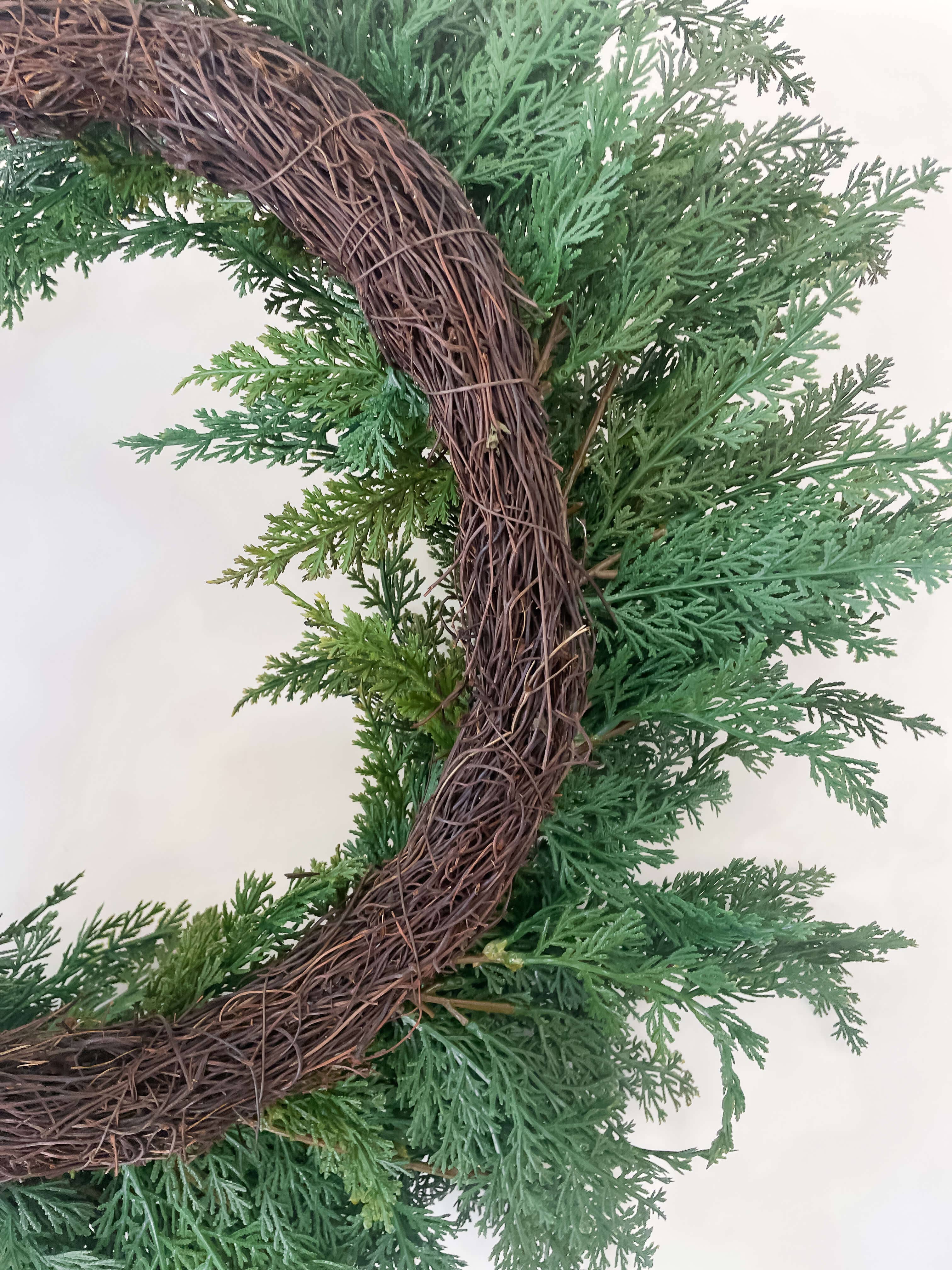 Hycroft Home Decor - Wholesale Wreath - Cypress Real Touch Faux Christmas Wreath 24"3