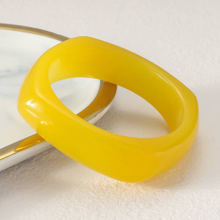 Dipped Shop - Wholesale Bangle Bracelet - Vintage Irregular Translucent Geometric Bracelet DP25D7286