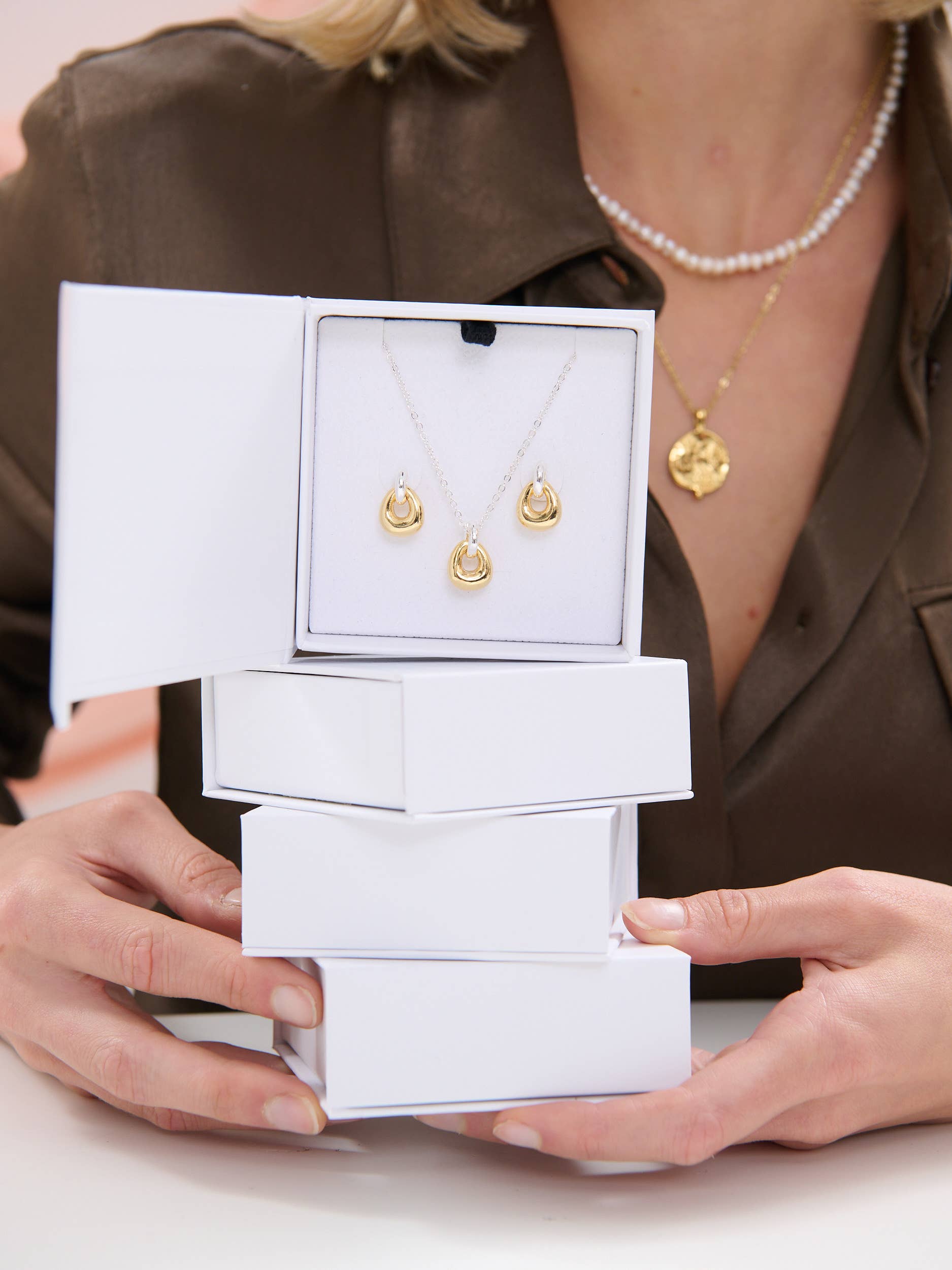 Angels Whisper Accessories - Wholesale Jewellery box/organiser - Lustre & Sage Gift Box 4