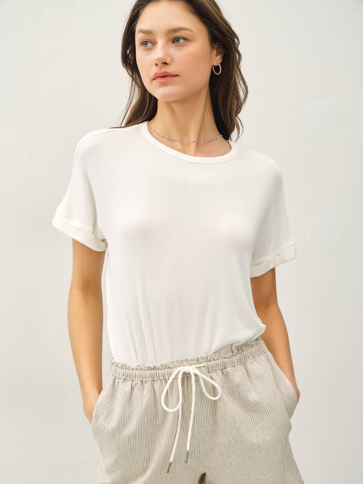 Be Cool - Wholesale Shorts - Women's - LINEN BLEND PINSTRIPE SHORTS