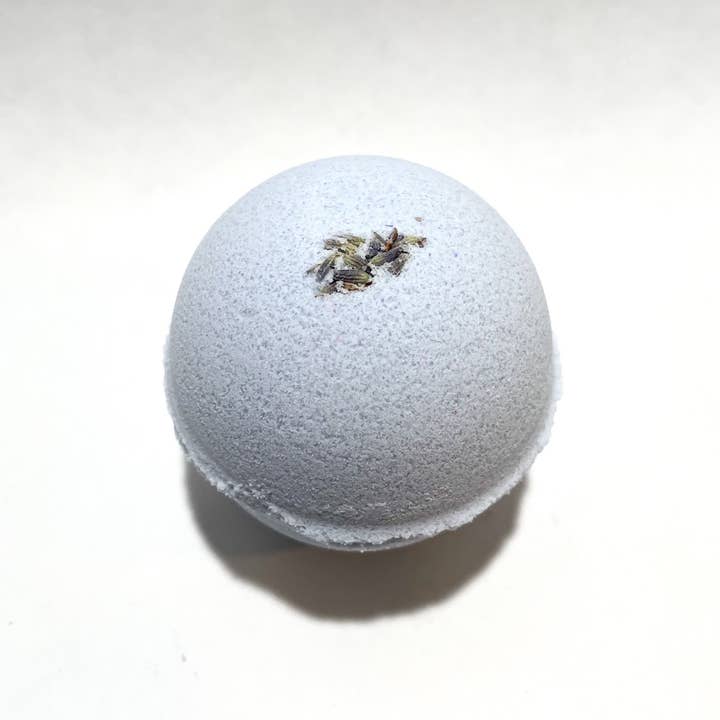 Bombe de Lavande pour la vente par Oil + Vines Handmade