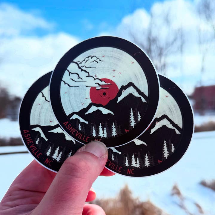 MTN LP | Autocollant Asheville pour la vente par Menottees