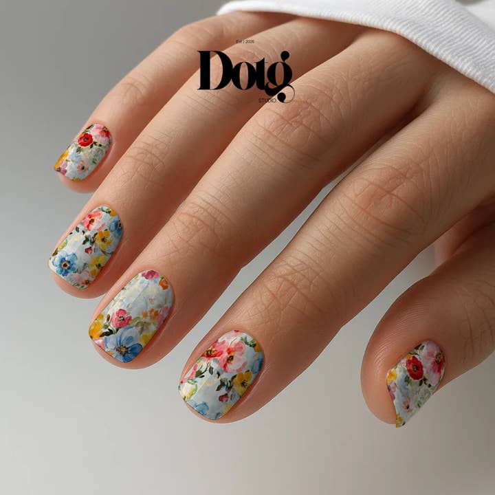 Design on The Go Studio – wholesale Nail art/decal – Blooming Garden Nail Wraps DIY Manicure & Pedicure Stickers