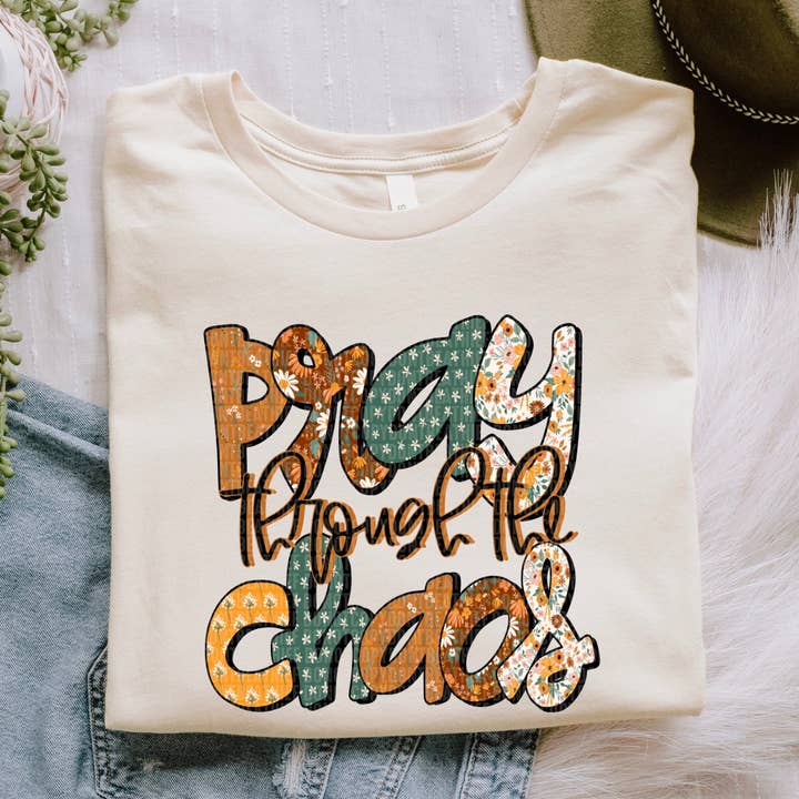 Pray Through The Chaos - T-shirt pour la vente par Cash & Drix Wholesale