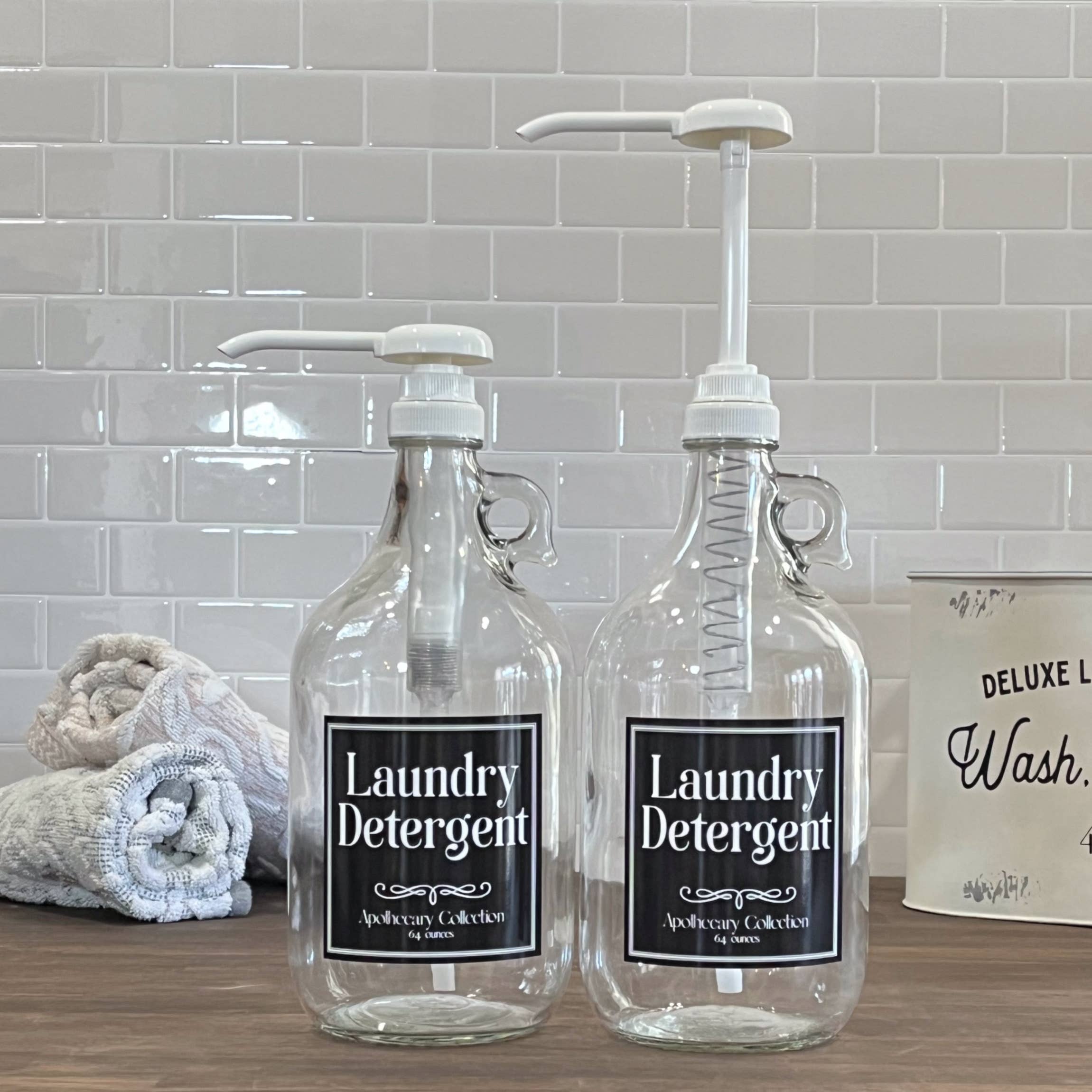 Blush Apothecary - Venta al por mayor Cápsulas/ polvos de detergente para ropa - Detergente para ropa botella de vidrio transparente de 64 onzas3