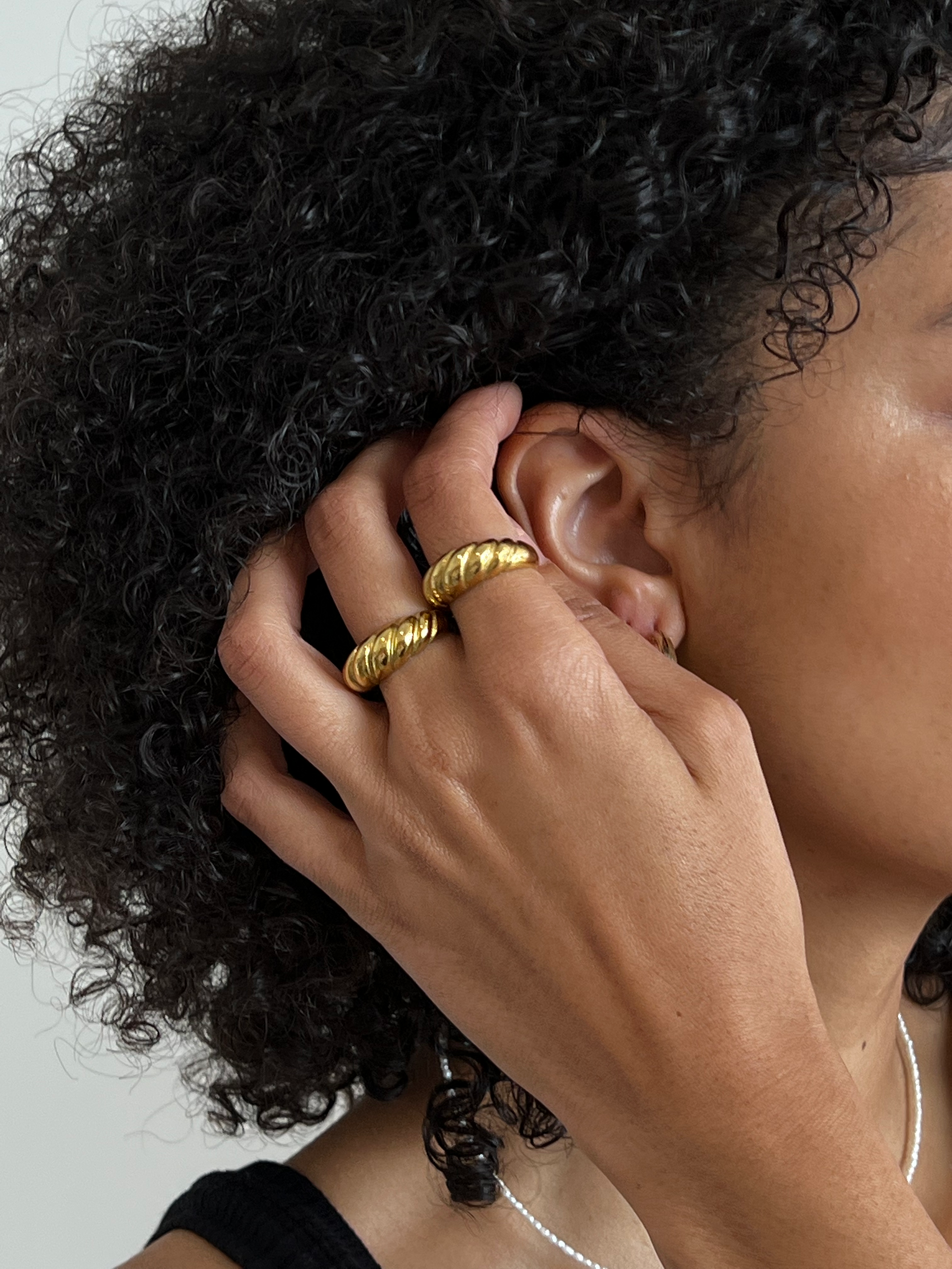 May Martin – Anel de banda por atacado – Anel C'est3