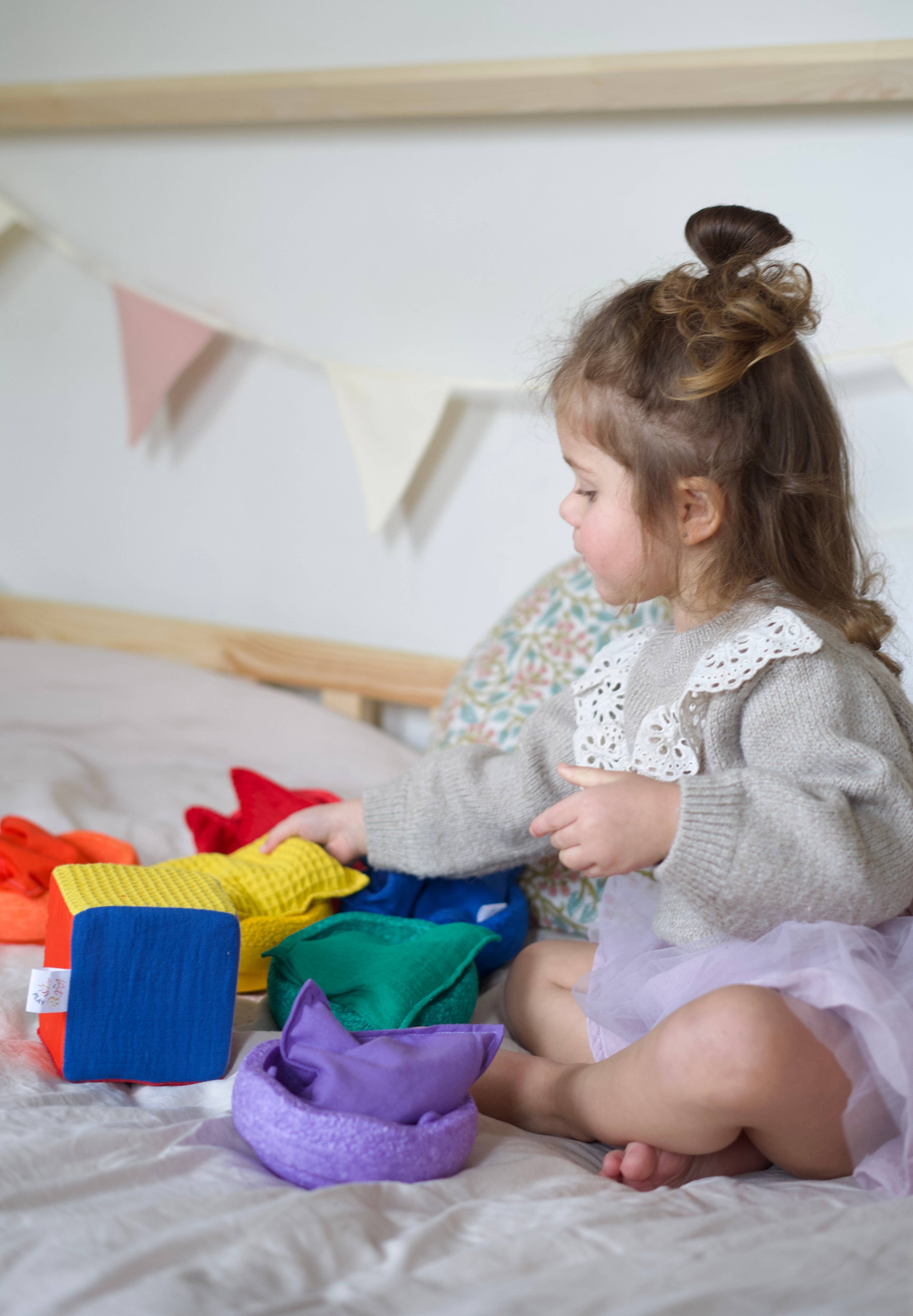 Pit and Play - Wholesale Stacking Game - Dice - rainbow Stack Stone Classic8