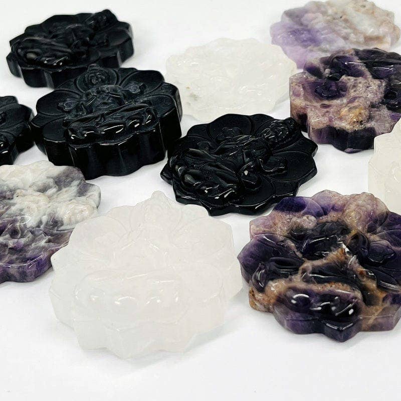 Rock Paradise – Engroshandel Spirituelle sten og krystaller – Krystal ædelsten Kwan Yin gudinde på Lotus udskåret sten4