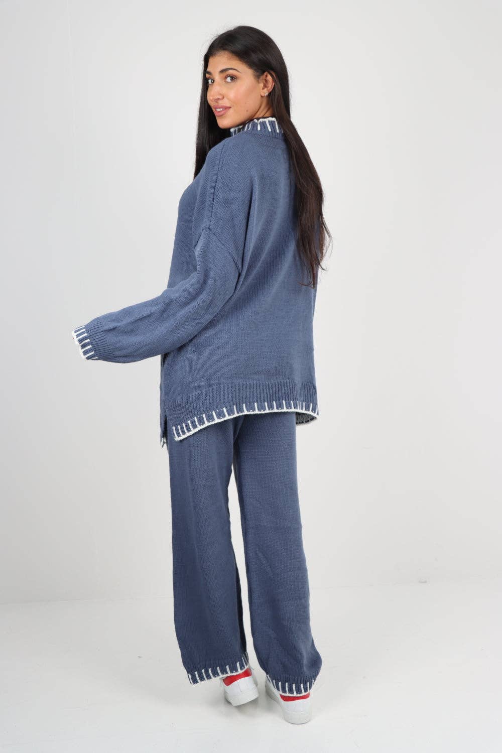 Miss Bold – Engroshandel Loungesæt - Dame – Italienske oversize strikkede sæt i matchende design11