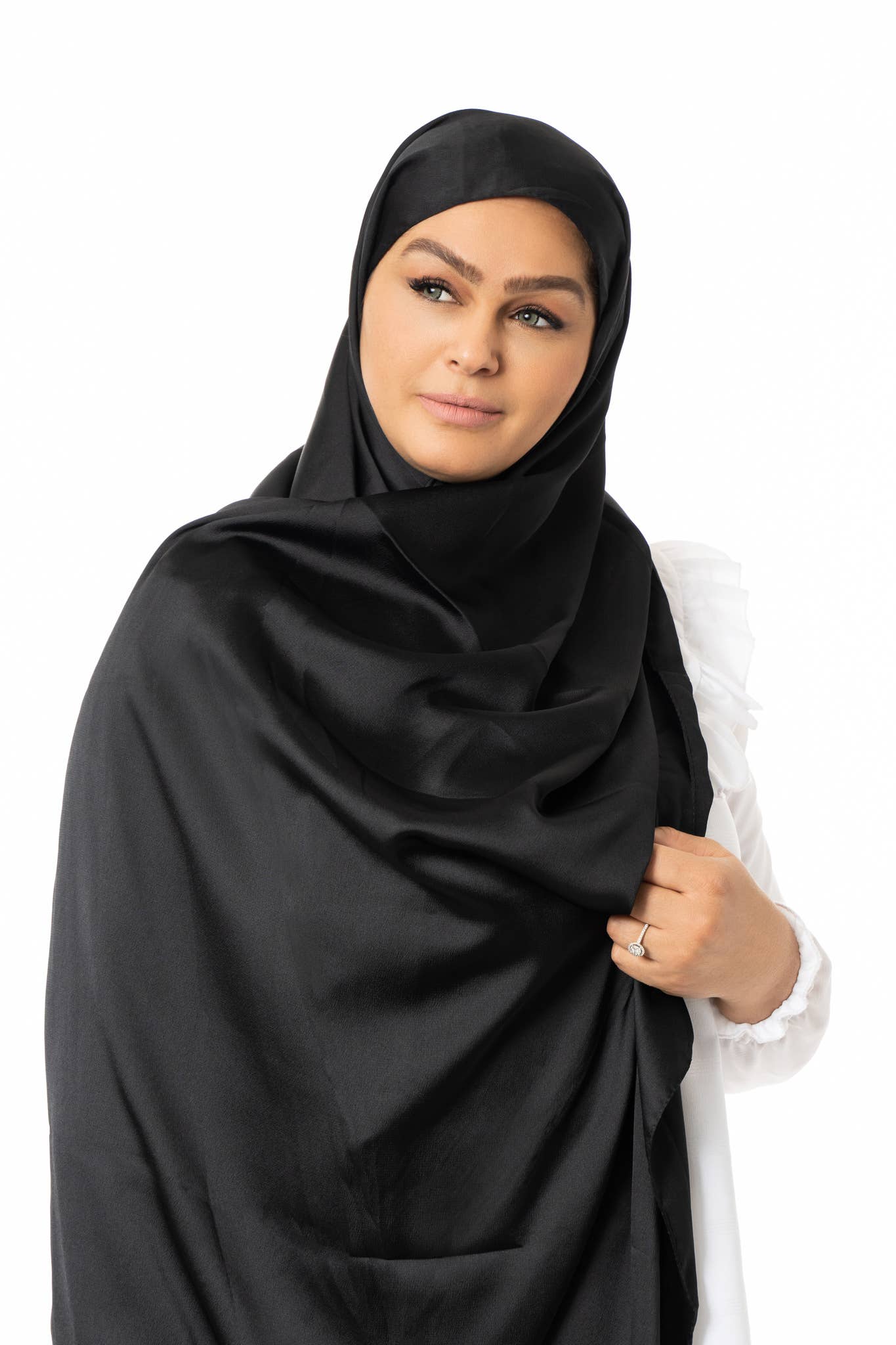 Sultana.R - Wholesale Hijab - Women's - Dubai satin hijab7