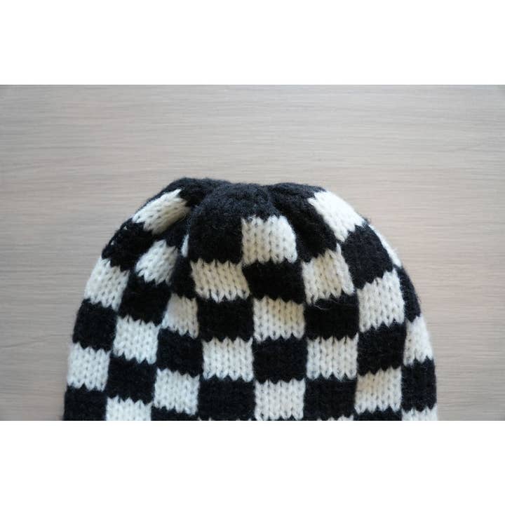 Funkyrel® Atzbranding Limited - Wholesale Beanie - Women's - Haila - Winter Checkered Knitted Beanie5