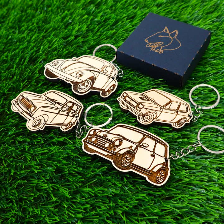 Herbs&Belles - Wholesale Keychain - Unisex - Vintage Car Wooden Colorful Keychain, Classic Automobile7