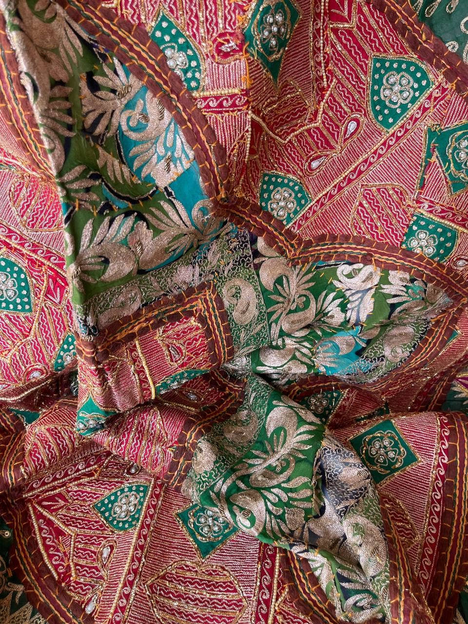 Bhawana Handicrafts – wholesale Löpare – Bondgård Boho Home Bordslöpare Zari Work Tapestry Vintage4