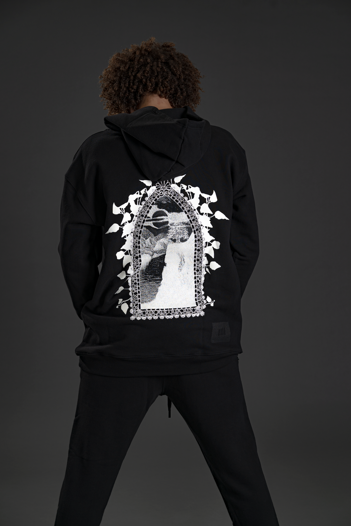 UNKNOWN UNION - Wholesale Hoodie - Unisex - Through the Looking Glass Hoodie3