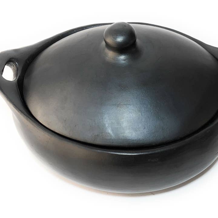 Authentic La Chamba Pottery & More Wholesaler - Wholesale Cooking Pot - La Chamba Clay Pot for Cooking with Lid Casserole 2 LtÂ
