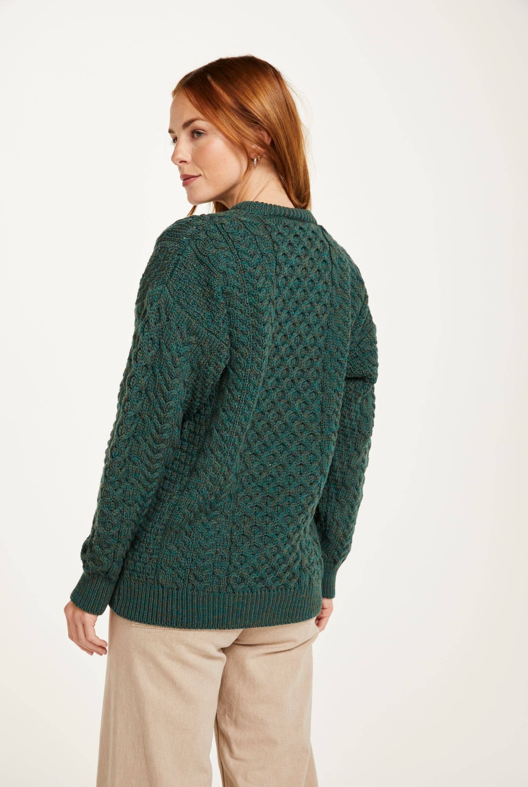 Aran Woollen Mills - Vente Pull en maille – femme - Chandail Aran traditionnel Inisheer pour femme - Vert1