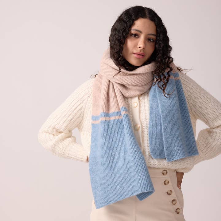 Maradji - Wholesale Scarf - Women's - MAXI SCARF ALPACA WOOL FROST CHALK ICE BLUE2