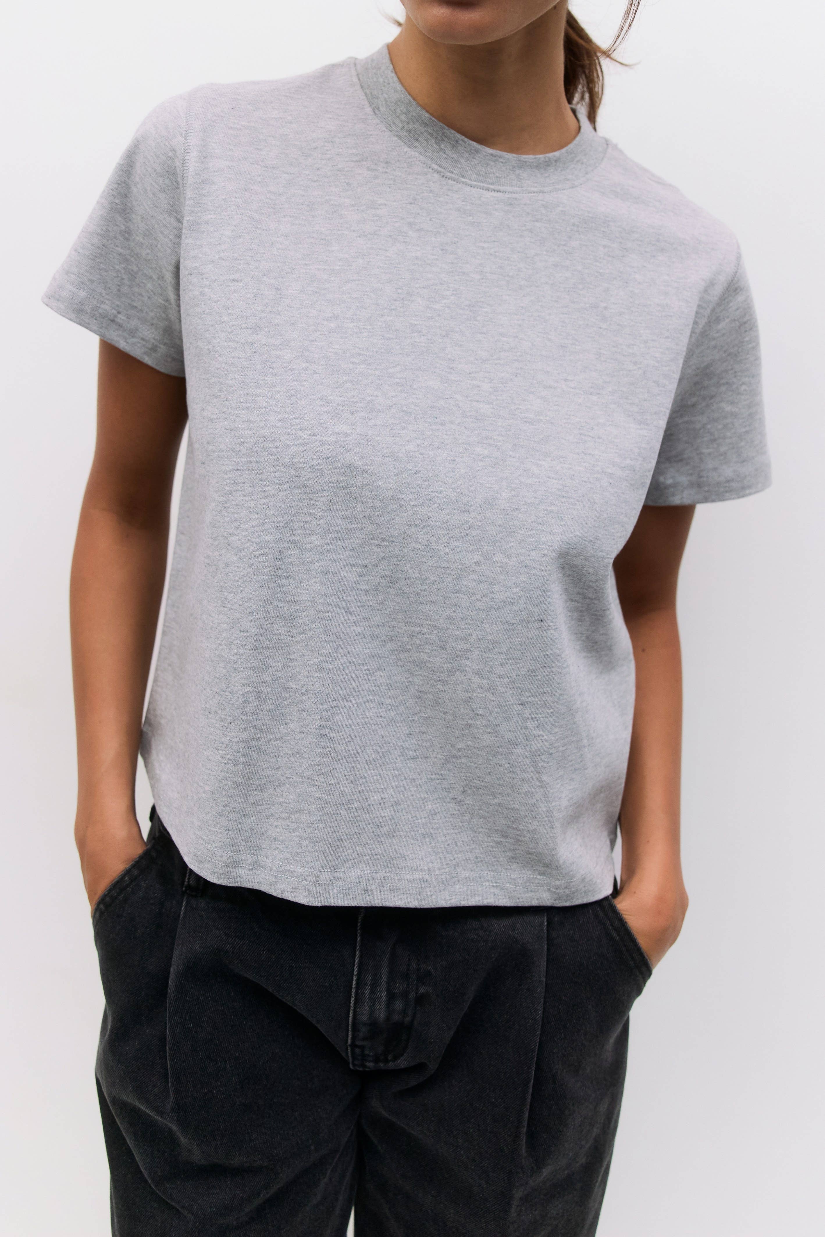 MOD REF - Wholesale T-Shirt - Women's - The Lanie Top | Women's Heavyweight Cotton T-Shirt6
