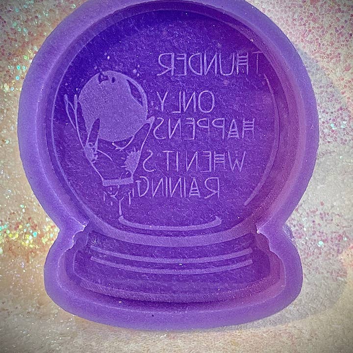 O trovão feito à mão só acontece quando está a chover uma bola de cristal por atacado de Devine Silicone Moulds