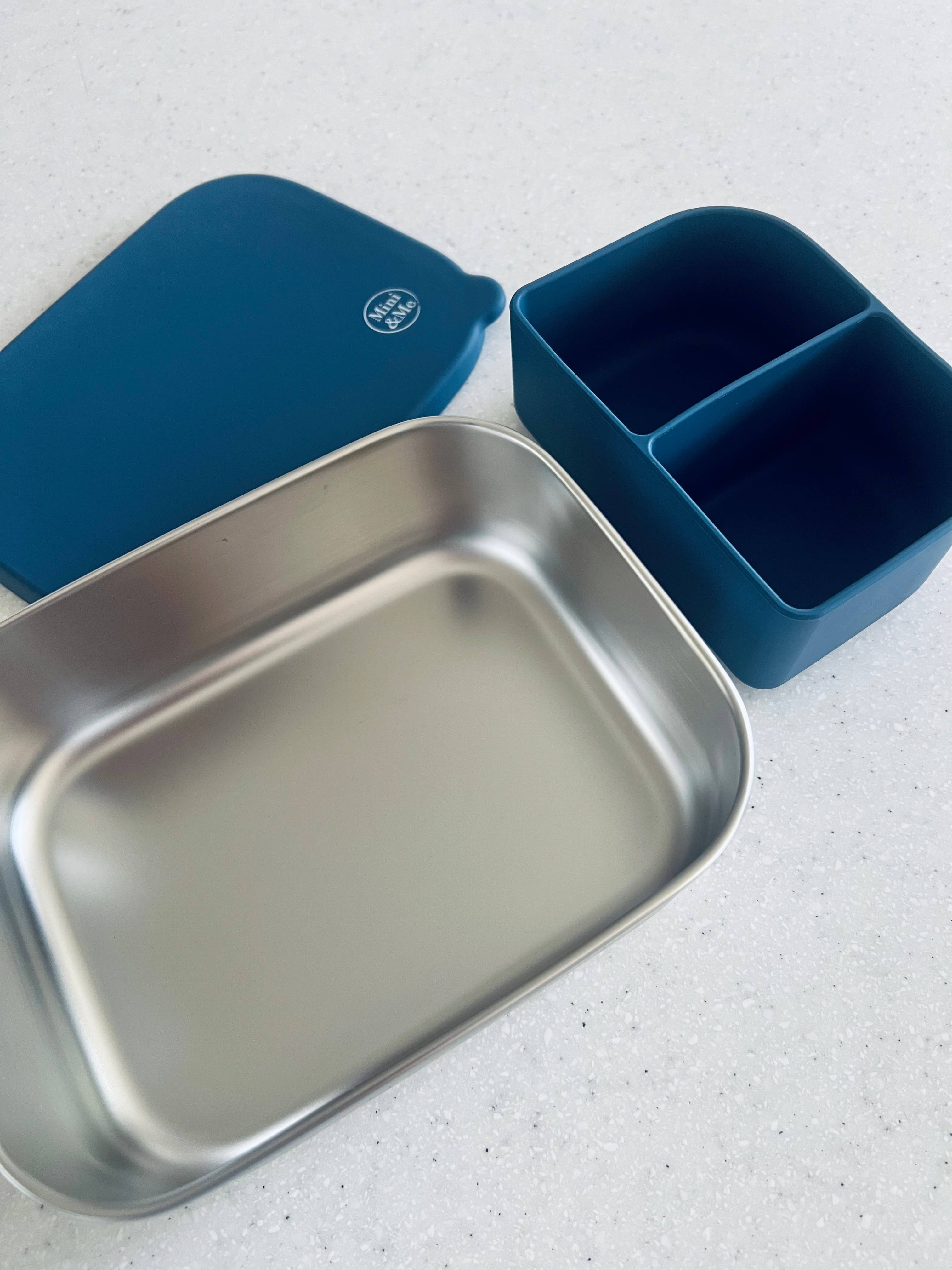 Cuddle Bug & Co - Wholesale Lunch Bag/Box - Stainless Steel Bento Box with Silicone Divider Blueberry4