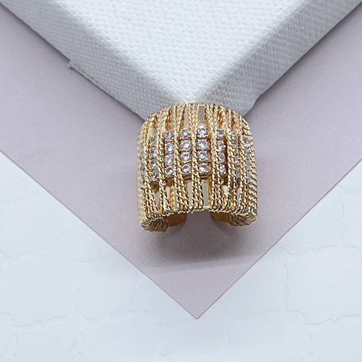 Milie Jewels - Wholesale Ring met meerdere stenen - 18k goud gevulde dikke gouden ring gewikkeld in gouddraad met 8 rijen kubisch