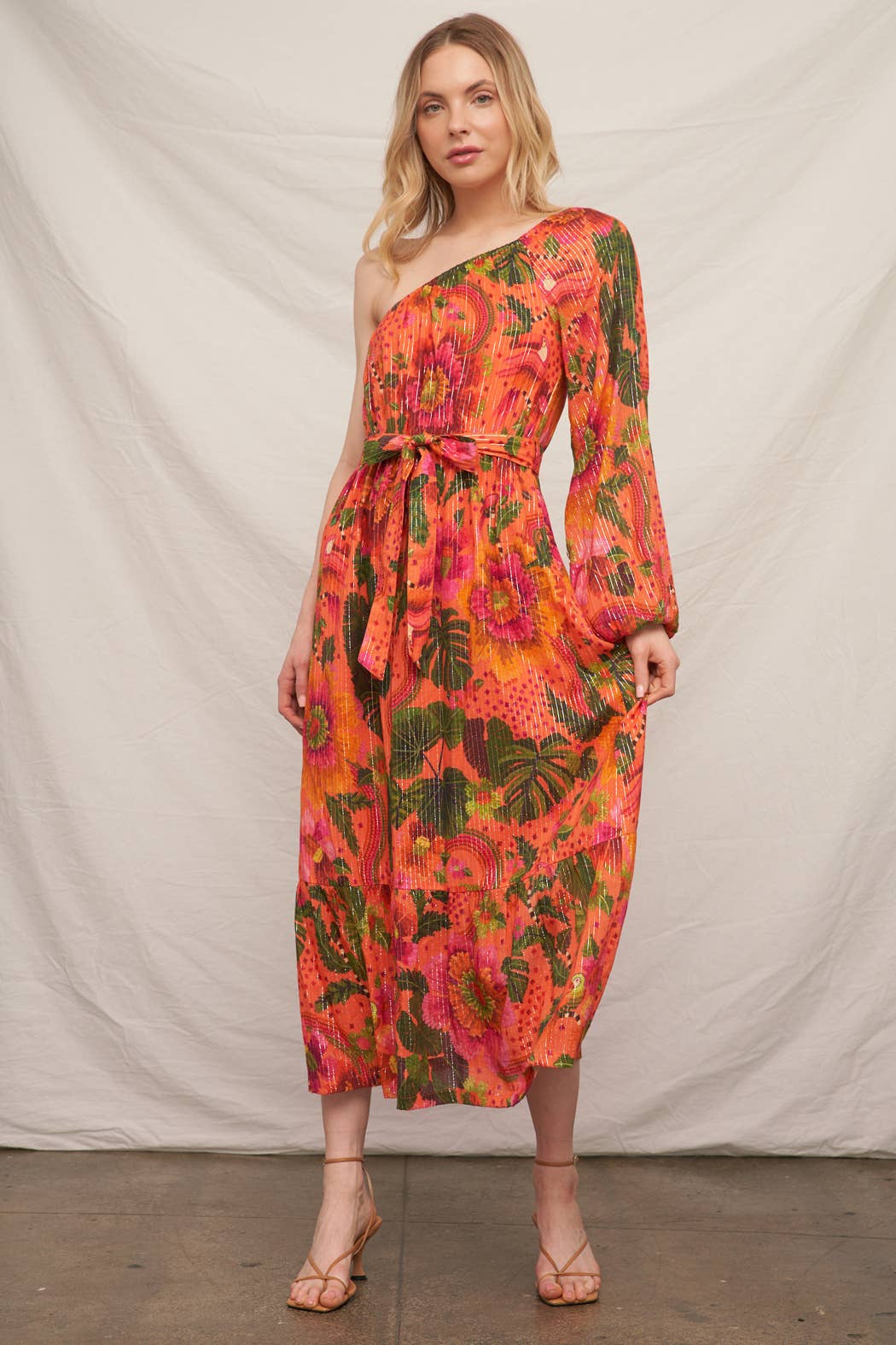 Orange Multi Robe à une épaule à imprimé tropical avec lurex en vente sur Faire1