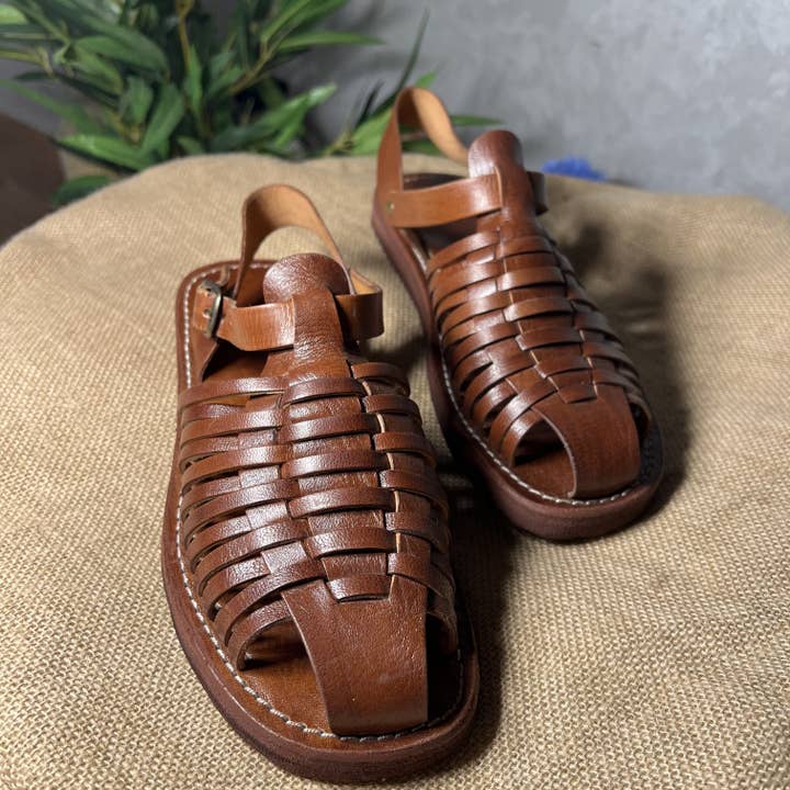 Berberwoolrug - Wholesale Sandals – Women's - Handmade Brown Leather Fisherman Sandals for Women4