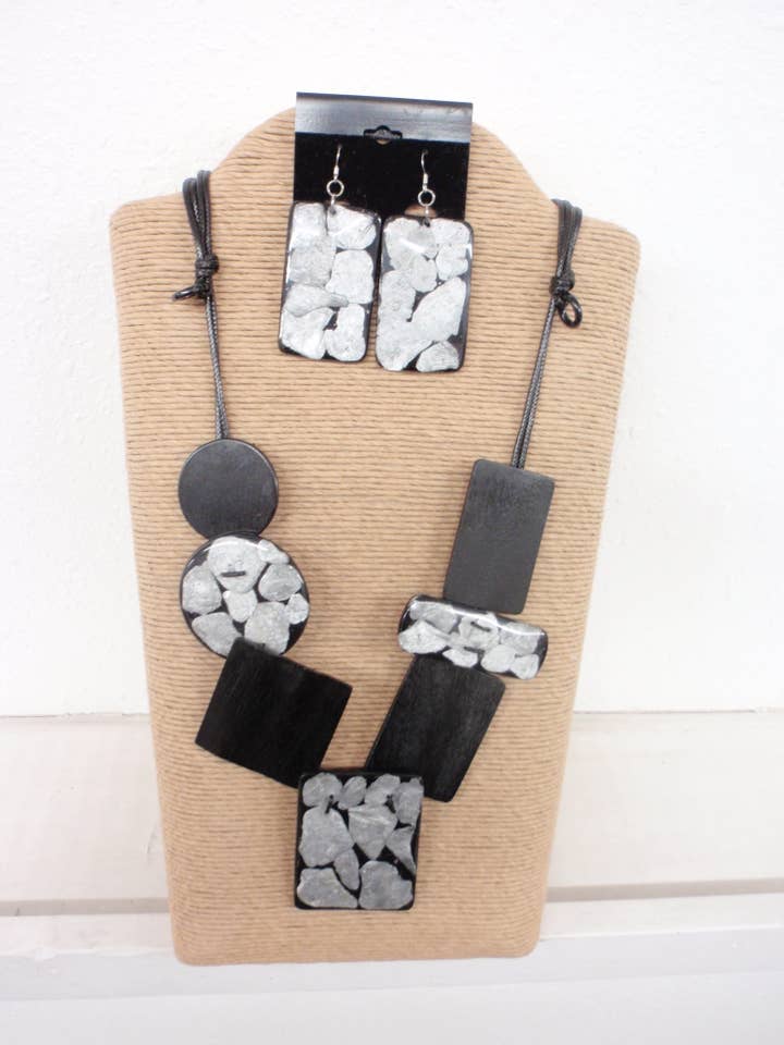 ADJUSTABLE BLACK WAX CORD WITH ASSTD SHAPES BLACK WOOD AND B for wholesale by International Duru's