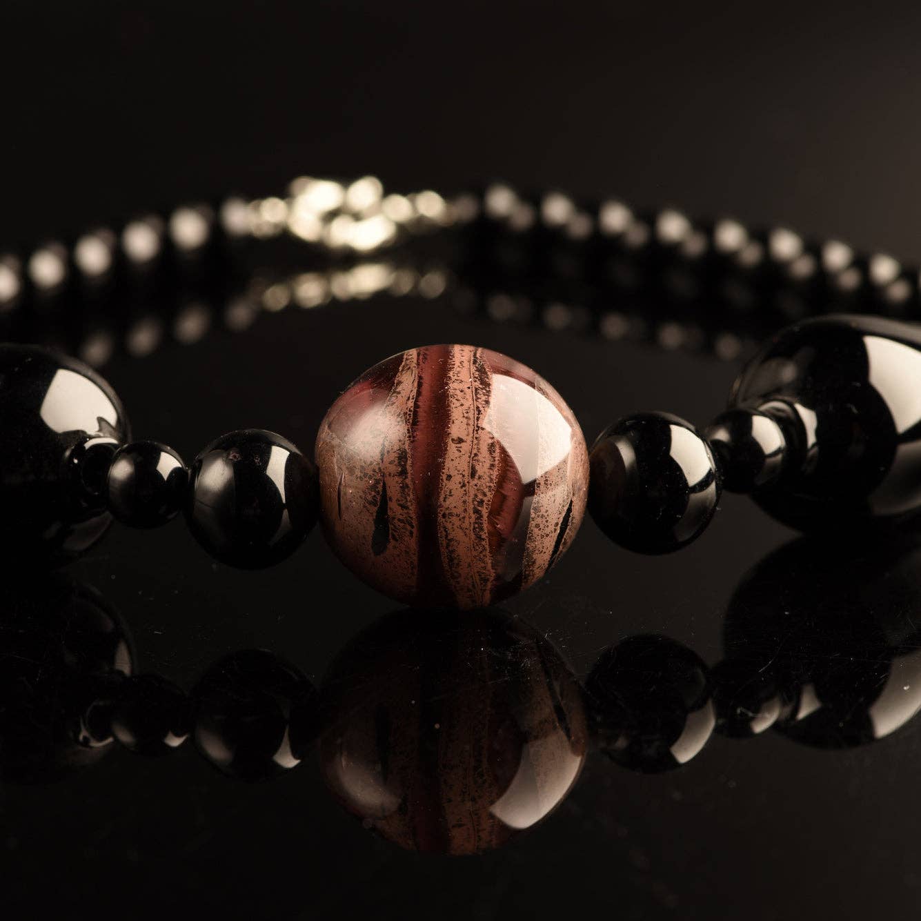 Mazzega Art & Design - Wholesale Beaded/Pearl Necklace - Desdemona Necklace in Murano Glass: Luxurious jewel with a colored submerged central pearl and large black blown pearls. Length approximately 47 cm.7