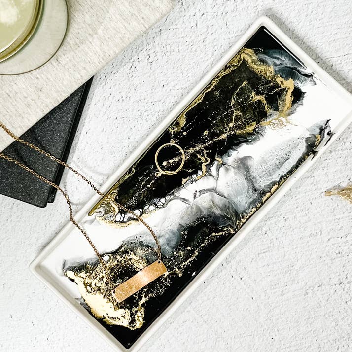 Lynn & Liana Designs - Wholesale Decorative Tray - Small Ceramic Resin Trays - Tariff free!