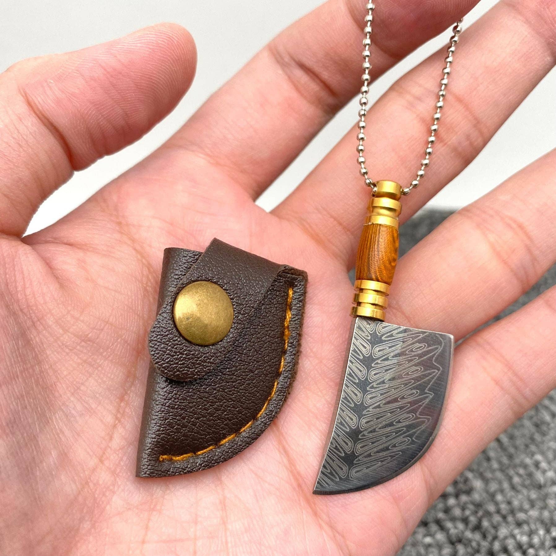 Mio Queena - Vendita all'ingrosso Coltellino tascabile/portacoltellino - Mini Coltello Tascabile Portatile con Motivo Damascus Stampato al Laser e Custodia3